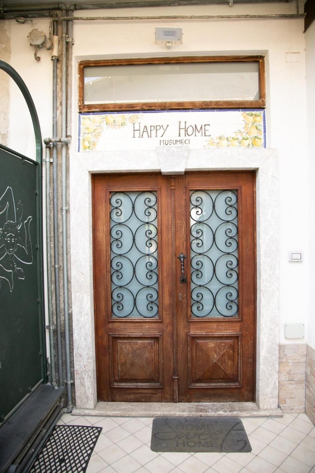 Happy Home Джардини-Наксос Экстерьер фото